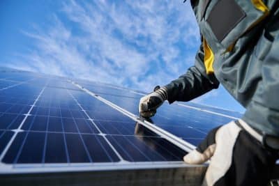 Énergie solaire : comment les panneaux solaires vont révolutionner votre maison et votre budget !
