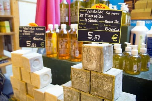 À épingler : Nettoyage : découvrez tous les secrets du savon de Marseille, l’or vert aux mille vertus !