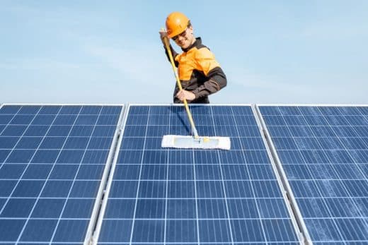 À épingler : Panneaux solaires : comment bien les entretenir pour une énergie gratuite illimitée