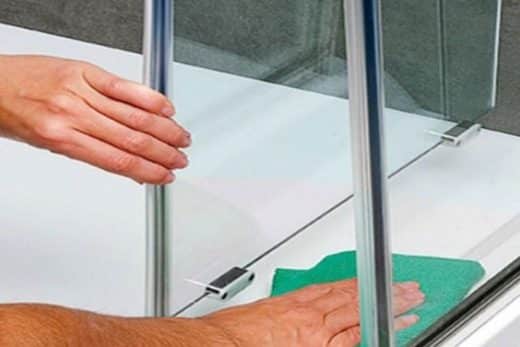 À épingler : Voici comment rendre votre bac à douche en résine éclatant avec des ingrédients naturels !