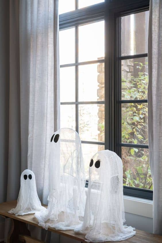 décoration fantome a suspendre diy halloween
