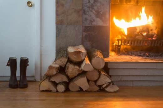 À épingler : Restez au chaud cet hiver tout en économisant sur le bois de chauffage !