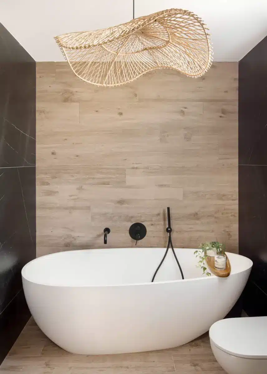 Le coin baignoire dans un appartement design a saragosse