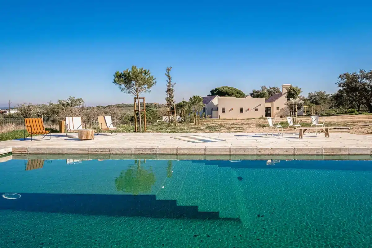 Piscine d'une maison au sein de l'alentejo