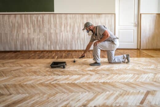 À épingler : Huiler votre parquet ? La meilleure solution pour une protection efficace de votre sol en bois !