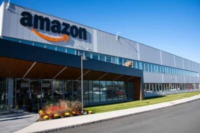 Offre Exclusive : Amazon brade sa tondeuse thermique à -20 % pour le Black Friday !
