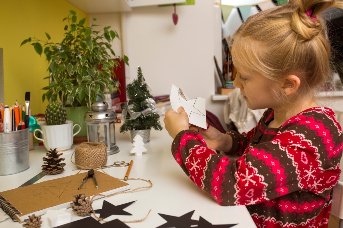 Déco de Noël DIY : ne ratez pas ces idées originales à réaliser avec vos enfants !