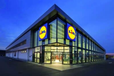 Lidl : cette sélection de fleurs de Noël à prix cassé va vous faire craquer, égayez votre intérieur pour les fêtes !