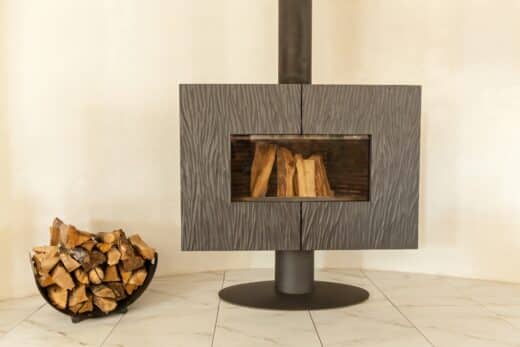 À épingler : Poêle à bois ou cheminée ? Le meilleur choix pour votre confort et votre portefeuille !
