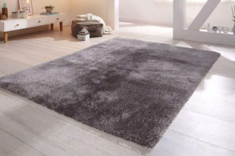 Comment mettre 2 tapis dans un salon ? Nos conseils - Ctendance