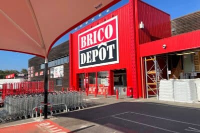 Devanture d'un magasin Brico Dépôt