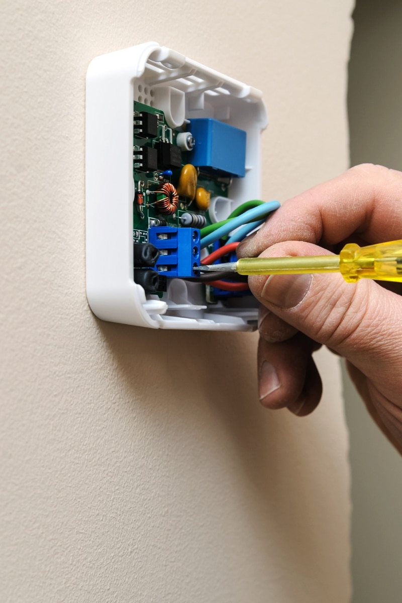 Installation d'un thermostat connecté
