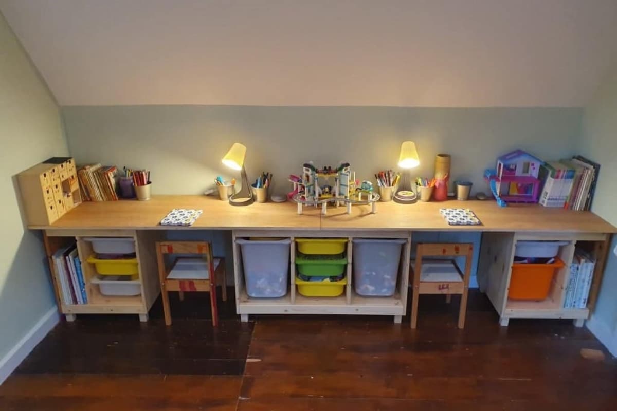 Table pour enfants avec des TROFAST