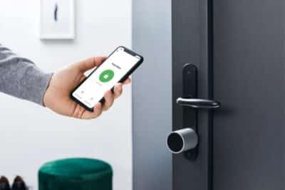 Serrure connectée une innovation pour sécuriser votre maison plus intelligemment
